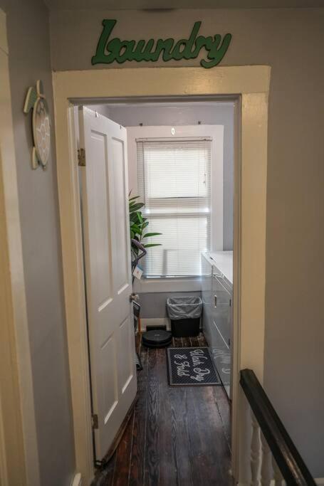 Historic Coastal Haven- Pet Friendly Fast Wi-Fi Vila Norfolk Exterior foto