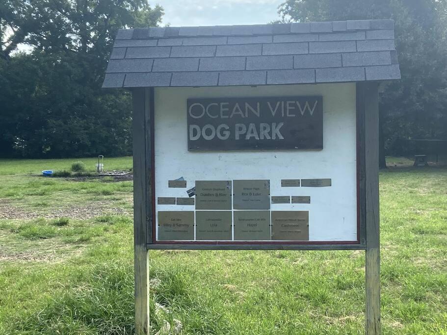 Historic Coastal Haven- Pet Friendly Fast Wi-Fi Vila Norfolk Exterior foto