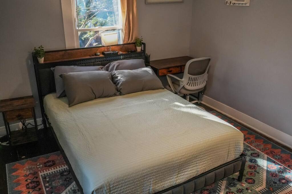 Historic Coastal Haven- Pet Friendly Fast Wi-Fi Vila Norfolk Exterior foto